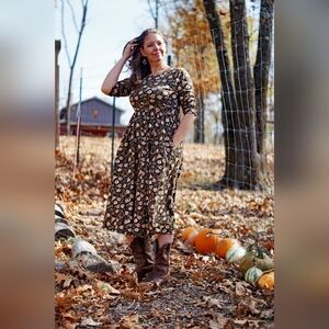 The Dress Lady Cotton Floral Black Dress